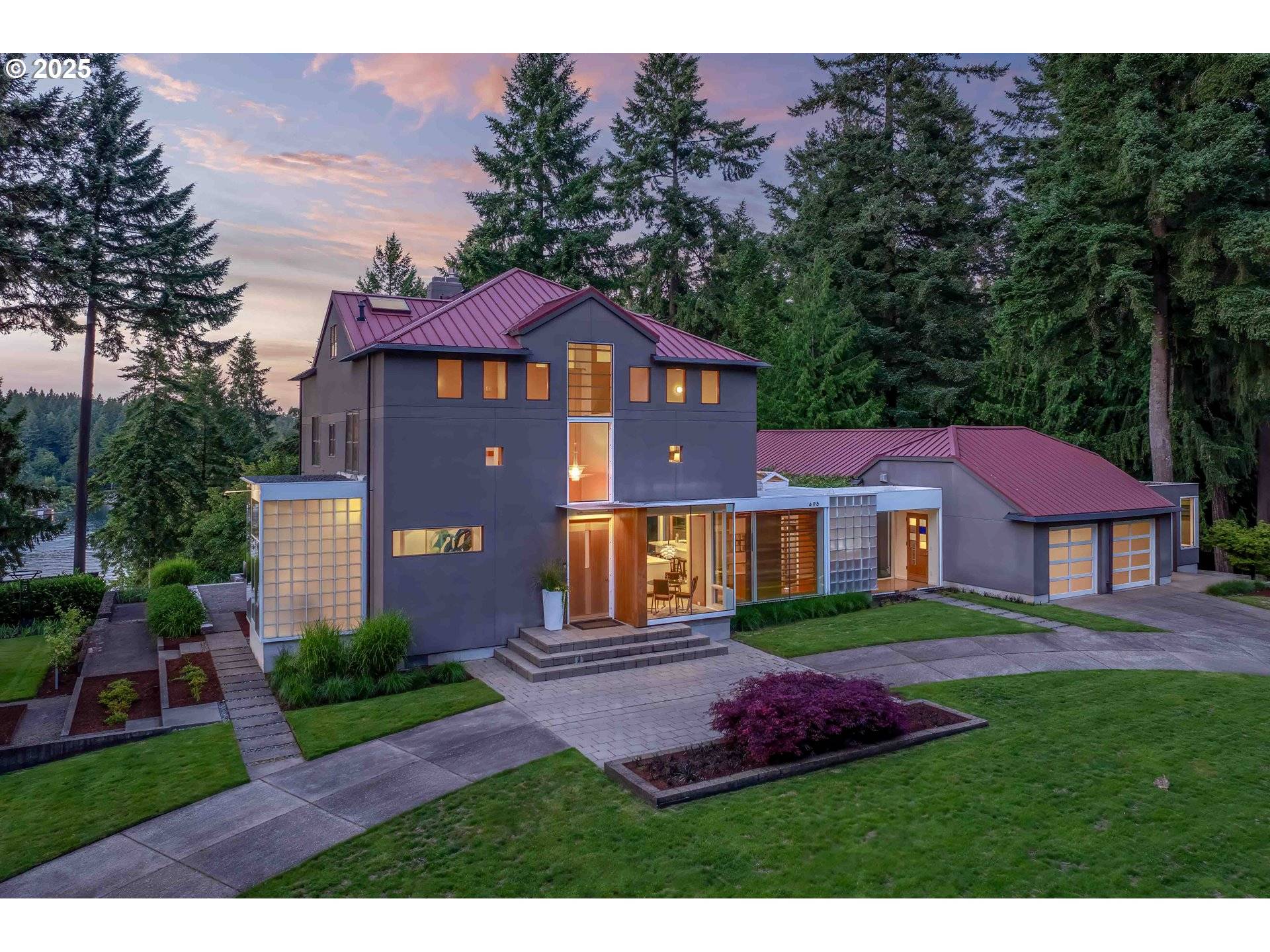 693 TERRACE DR, Lake Oswego, OR 97034