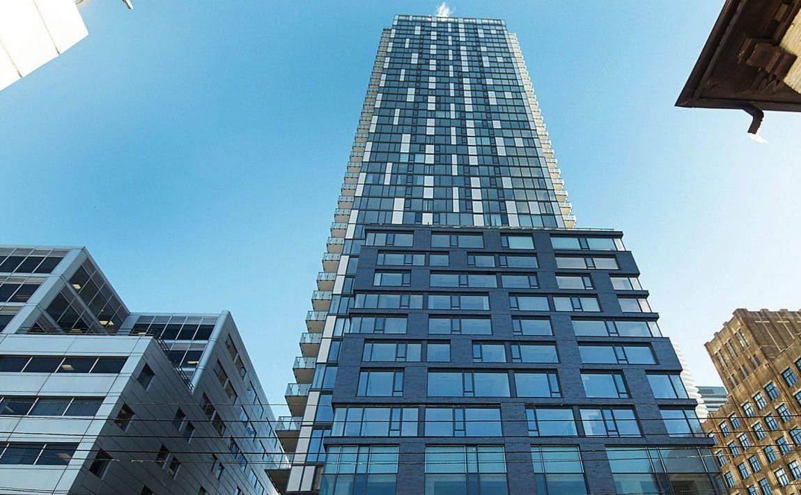 101 Peter ST #1003, Toronto C01, ON M5V 2G9