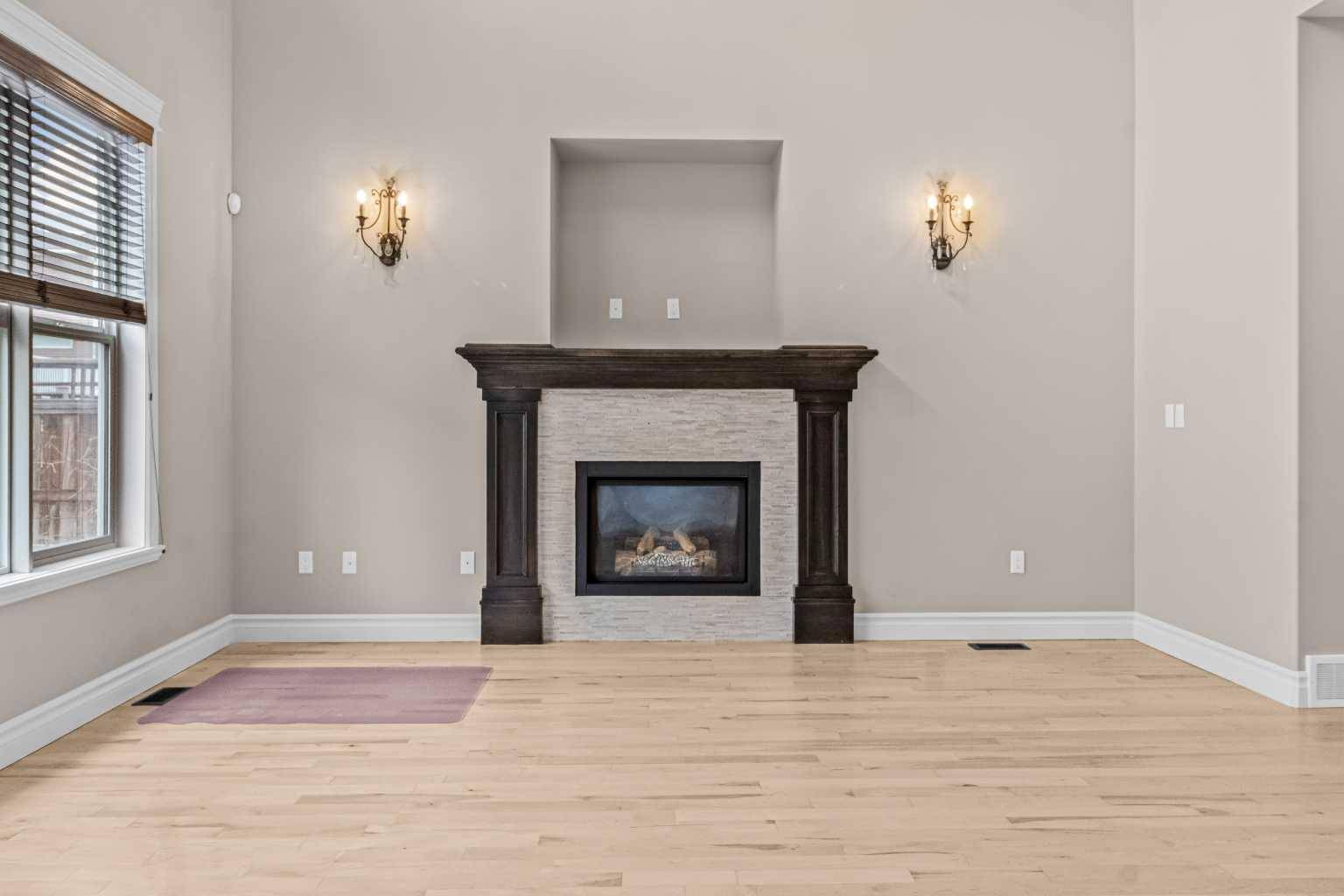 Chestermere, AB T1X 0R7,273 Kinniburgh BLVD West