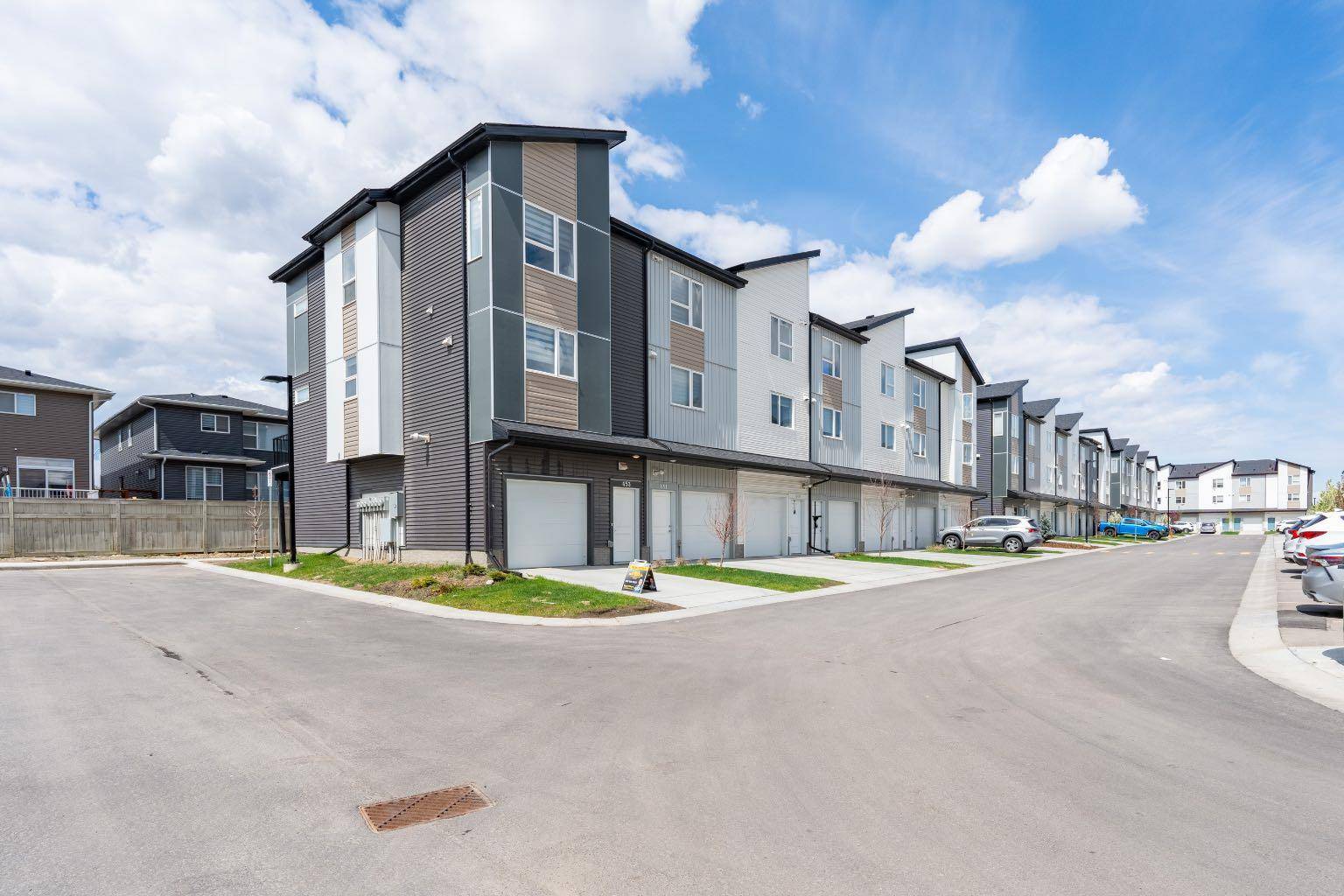 Calgary, AB T3N 1V7,301 Redstone BLVD Northeast #449