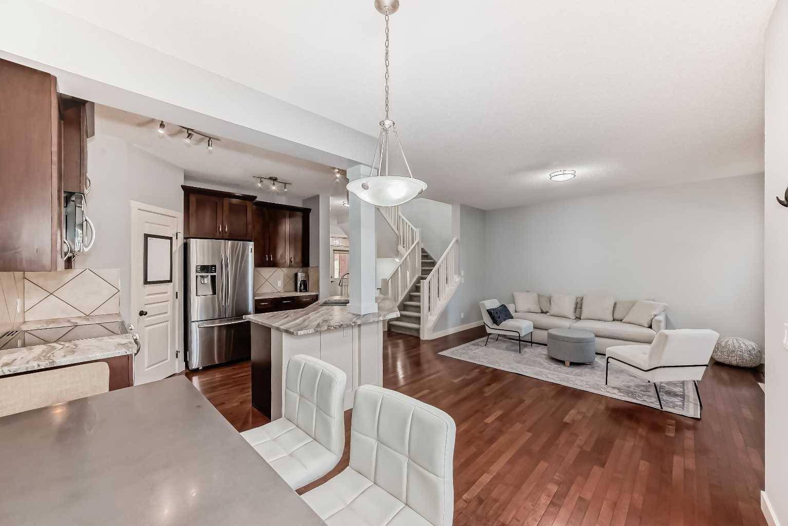 Calgary, AB T3M 0E5,73 Cranleigh Heath SE