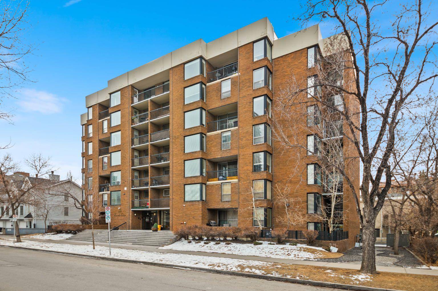 Calgary, AB T2R0L7,1123 13 AVE Southwest #507