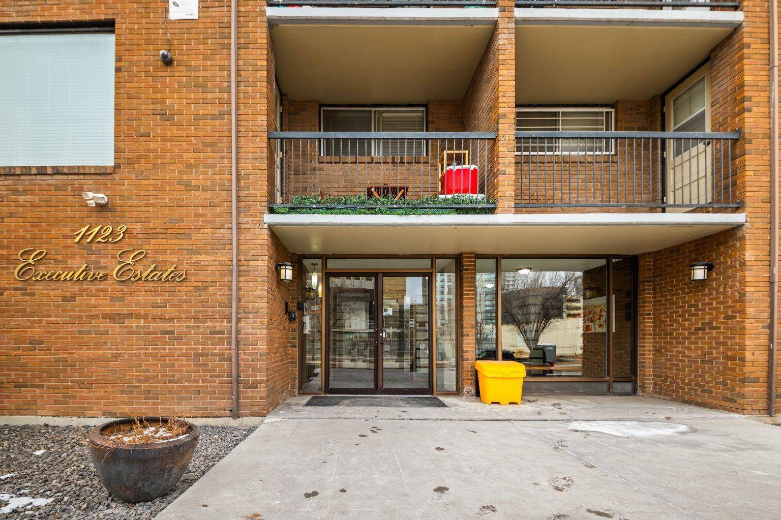 Calgary, AB T2R0L7,1123 13 AVE Southwest #507