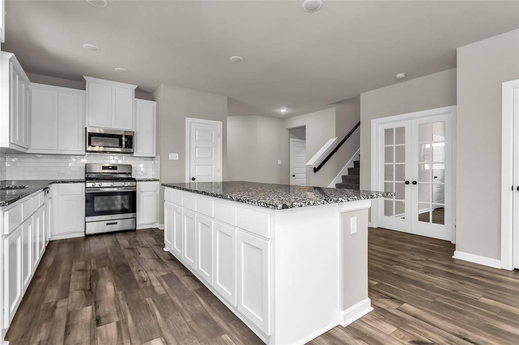 Garland, TX 75043,106 Camelia Street