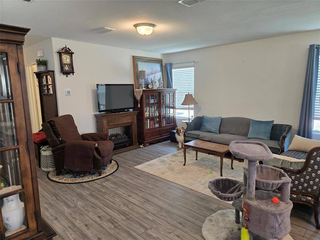 1201 Autumn Mist Lane, Forney, TX 75126