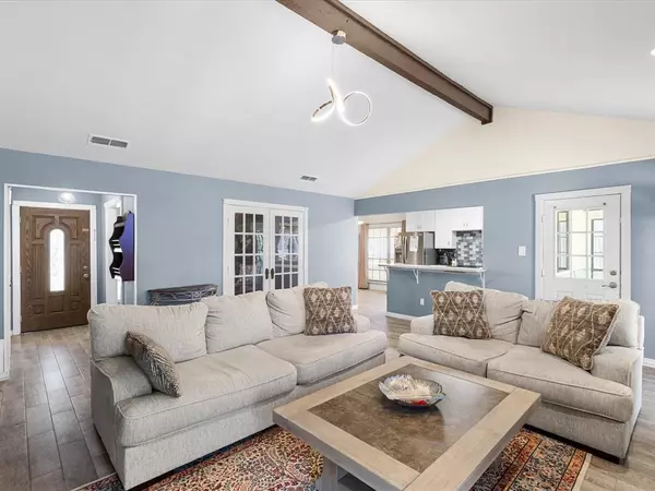 Arlington, TX 76016,5619 Waterview Drive