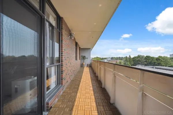 Toronto E10, ON M1E 4Y1,50 Old Kingston RD #5-603