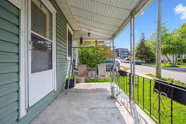 Guelph, ON N1H 1M3,28 Barton ST