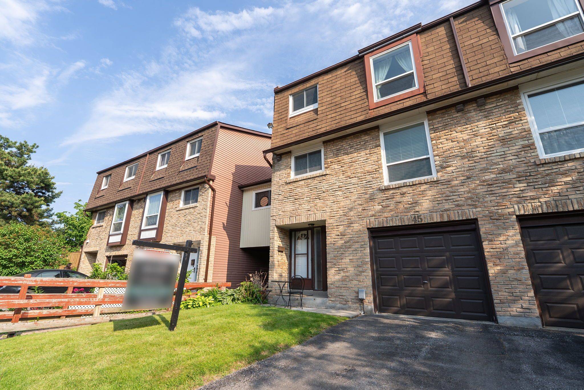 222 Pearson ST #45, Oshawa, ON L1G 7C6