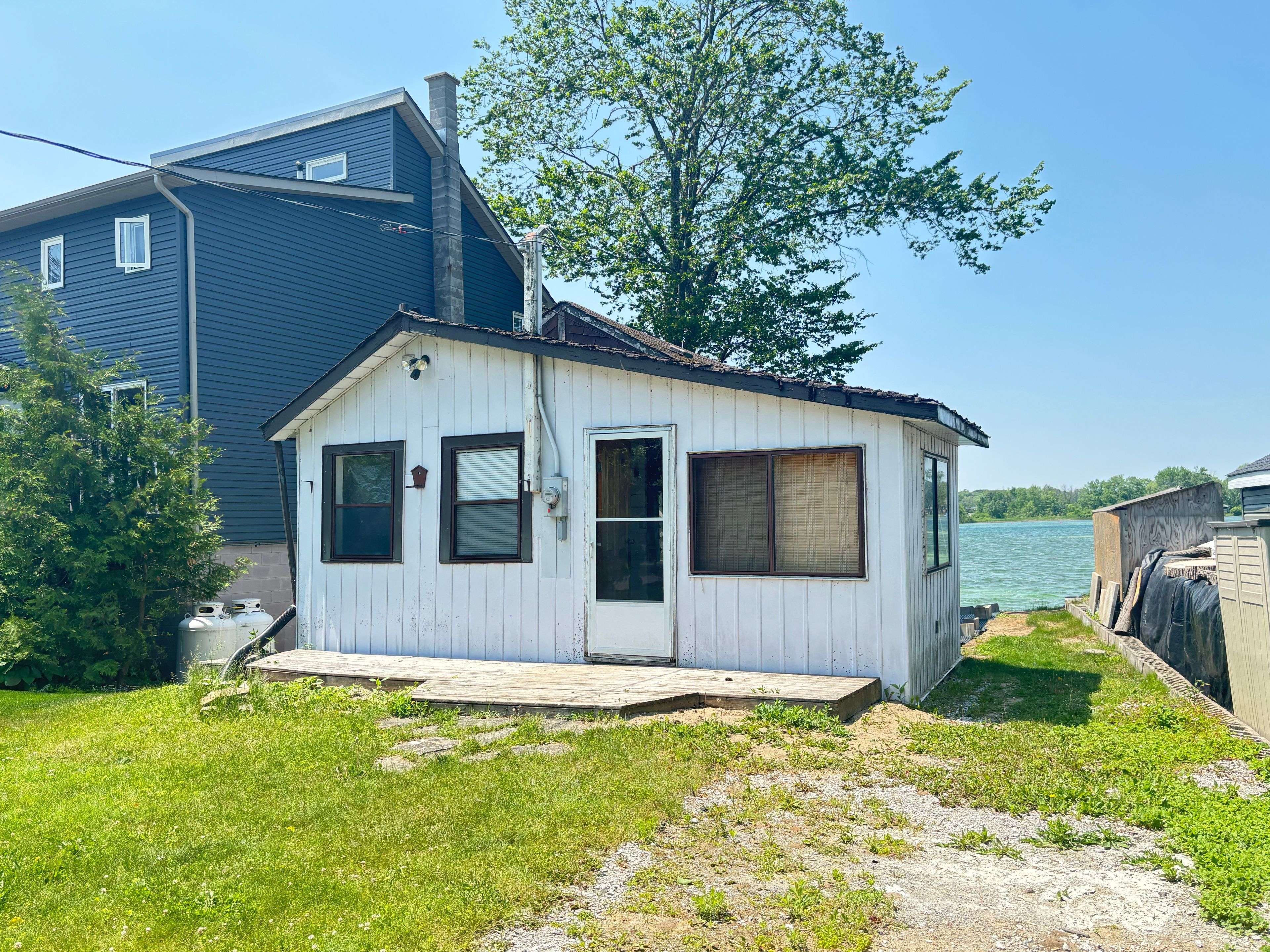 Ramara, ON L0K 2B0,7682 Oak Point RD