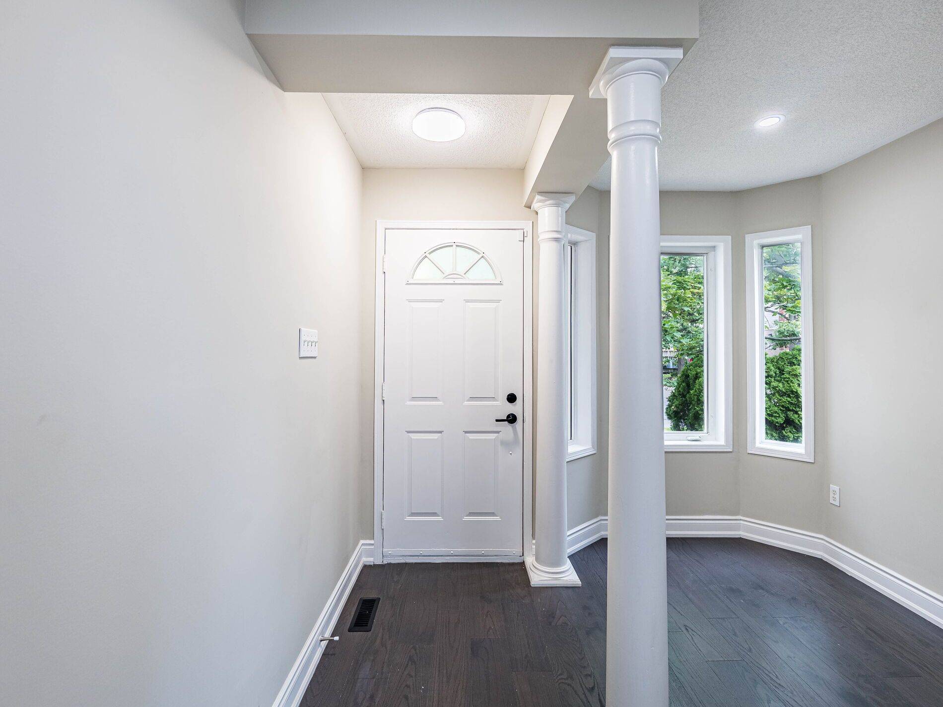 Oakville, ON L6M 3M4,1240 Westview TER #69
