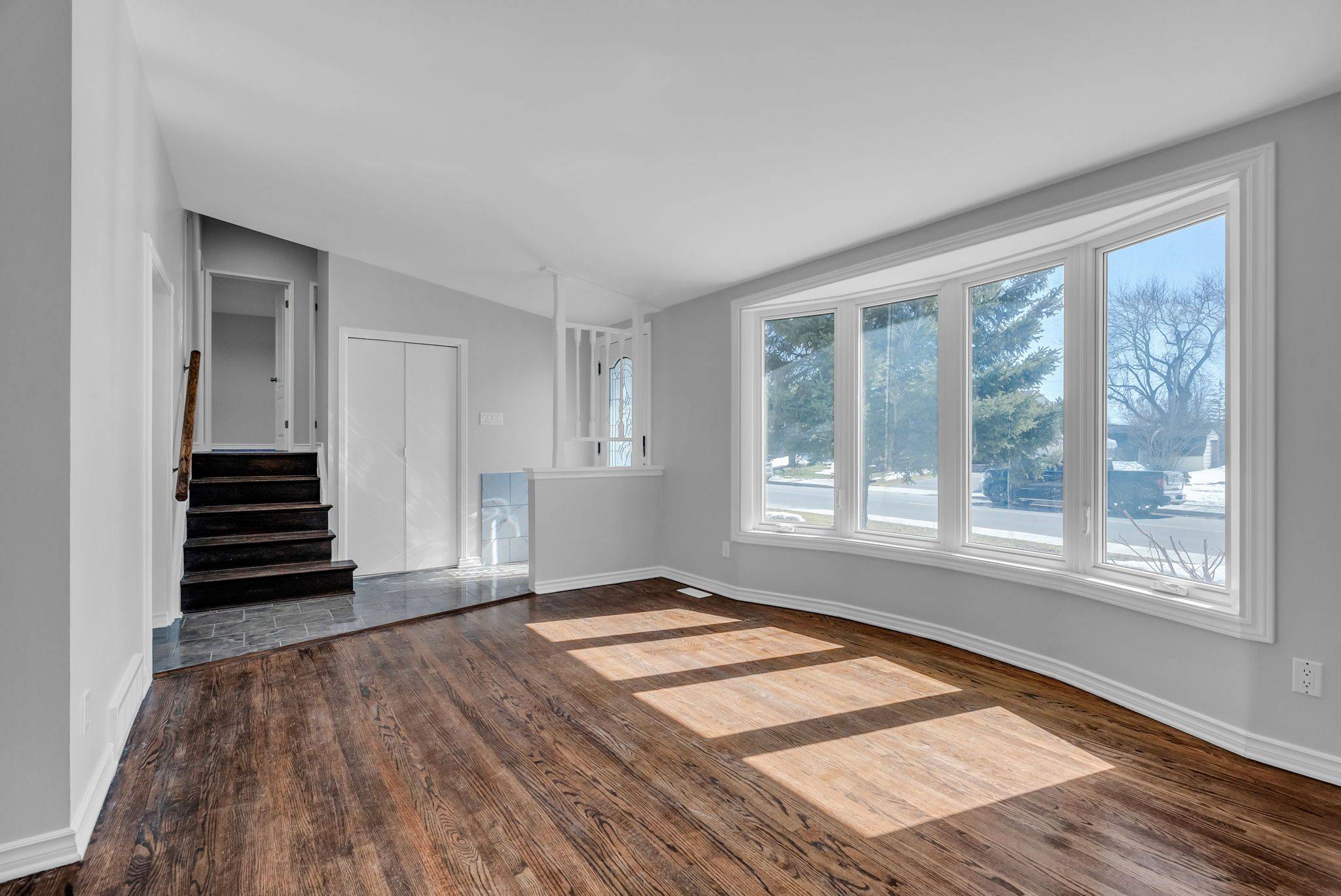 Orleans - Cumberland And Area, ON K1E 1H1,239 TOMPKINS AVE