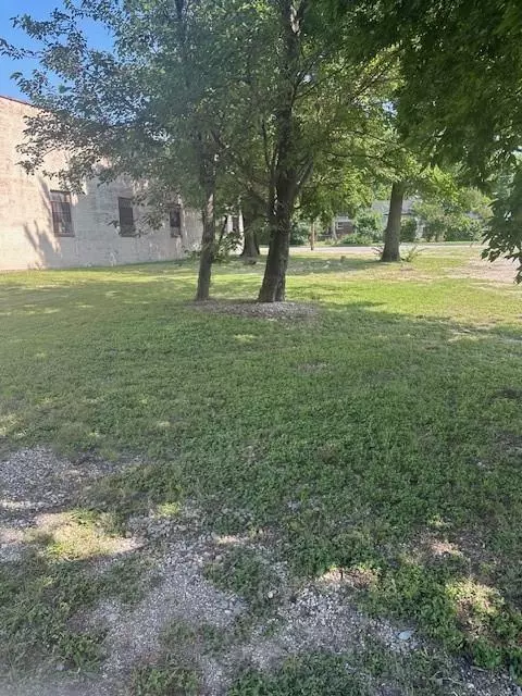Dallas, TX 75216,801 Vermont Avenue