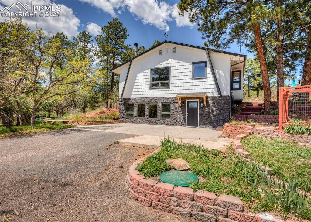 Colorado Springs, CO 80919,1030 Hidden Valley RD