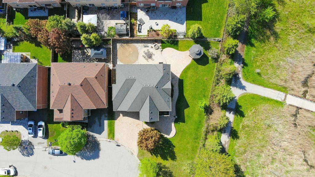 Ajax, ON L1T 0G2,6 Mackellar CT