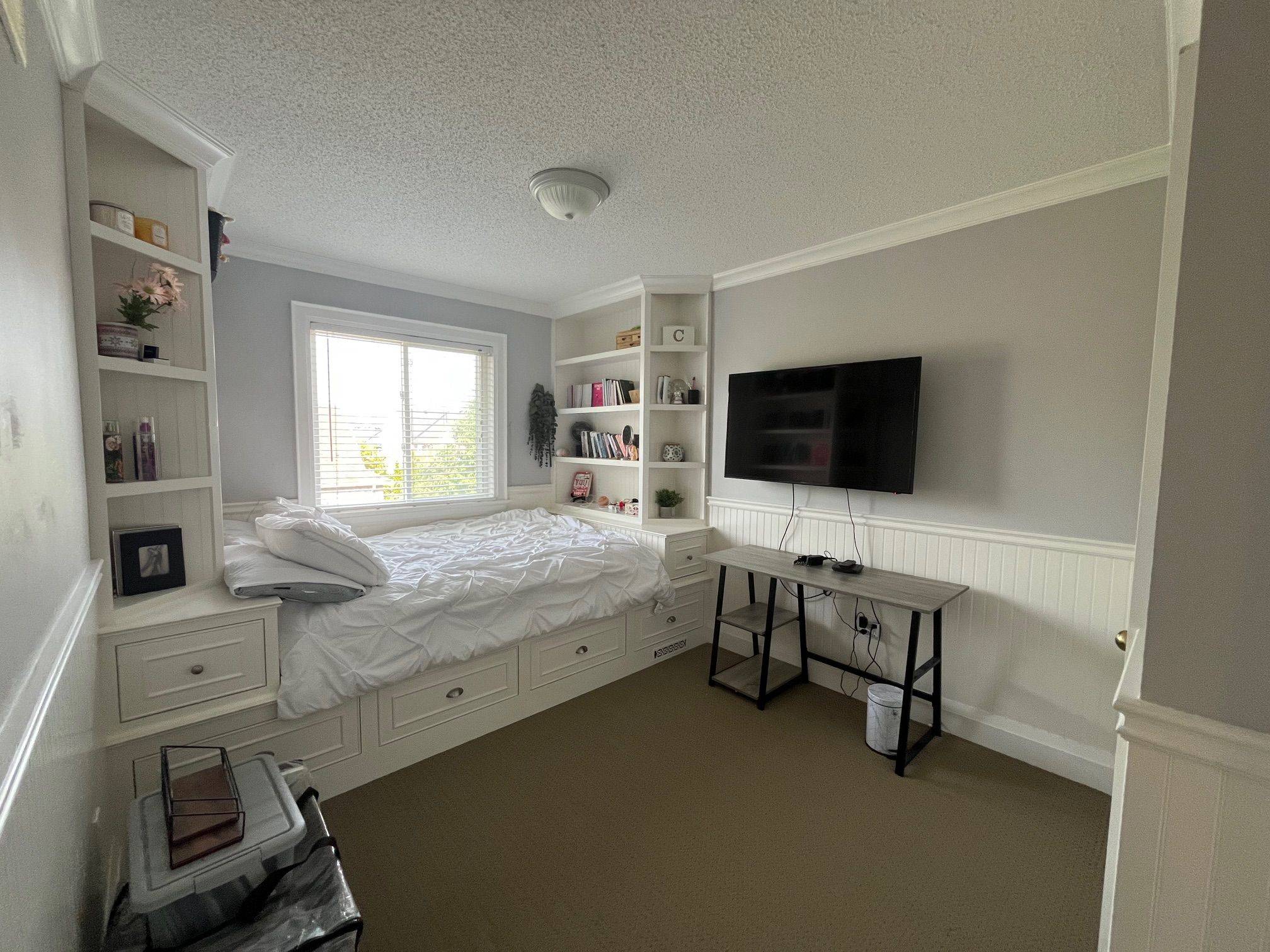 Newmarket, ON L3X 2Z4,135 Hartford CRES