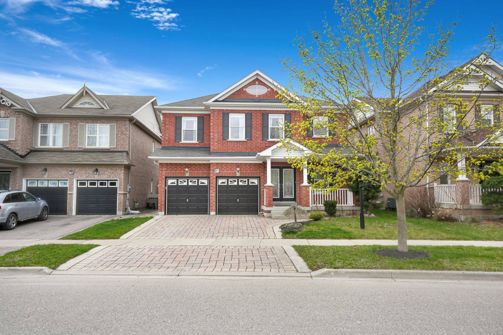 91 Pondmede CRES, Whitchurch-stouffville, ON L4A 0E3