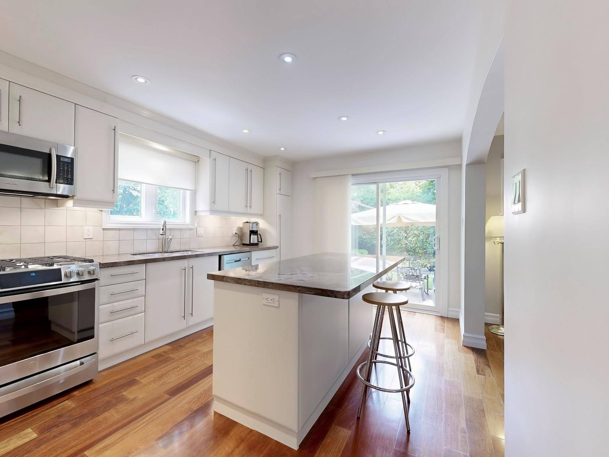 Richmond Hill, ON L4C 6K6,23 Eleanor CIR