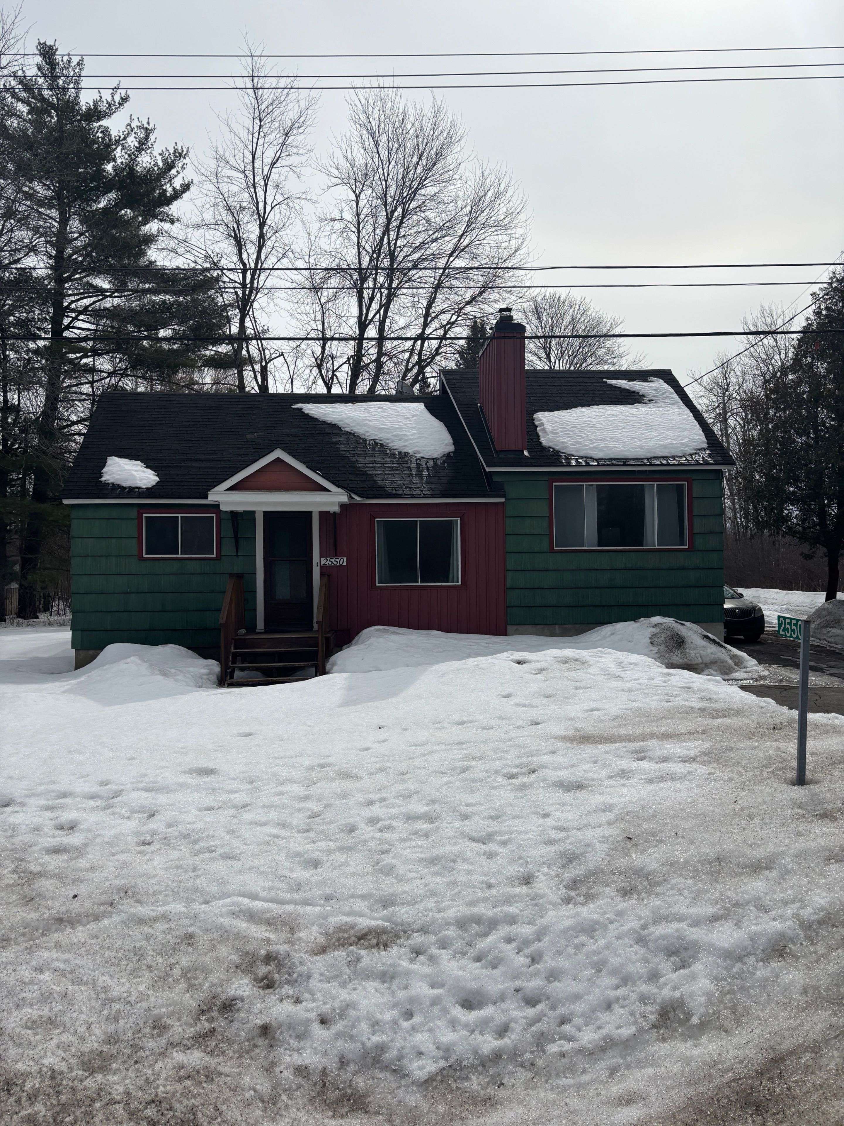 2550 Leitrim RD, Blossom Park - Airport And Area, ON K1T 3V3