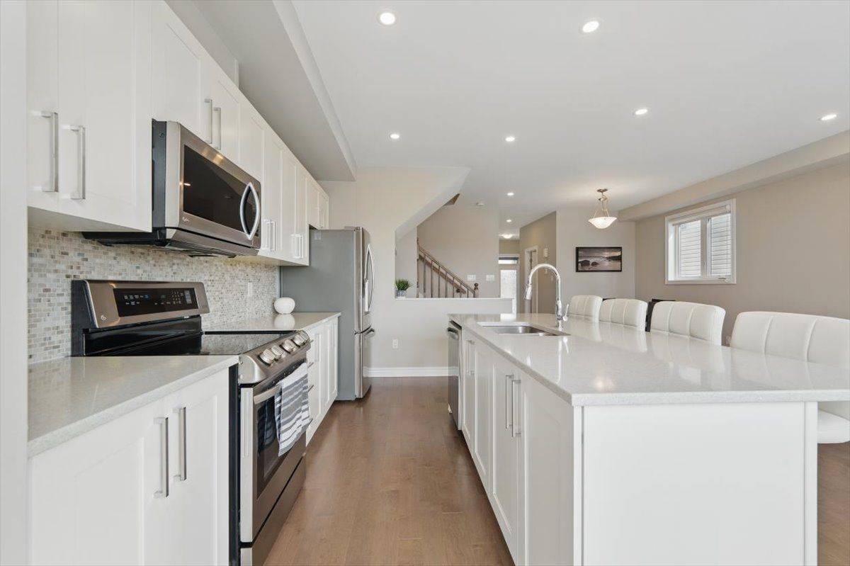 Orleans - Cumberland And Area, ON K4A 1H5,251 Mountain Sorrel WAY