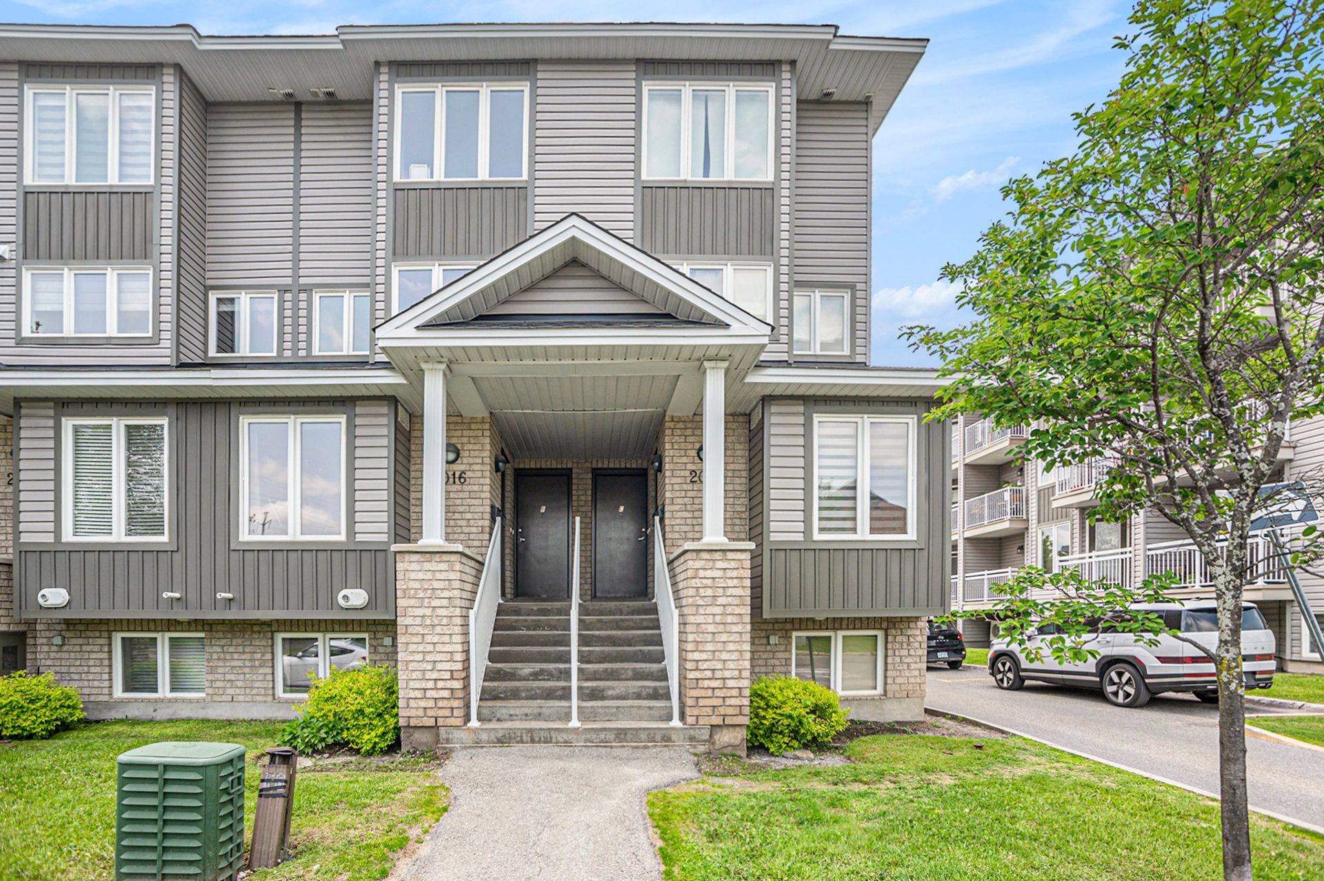Orleans - Cumberland And Area, ON K4A 0X5,2016 Dorima ST #A