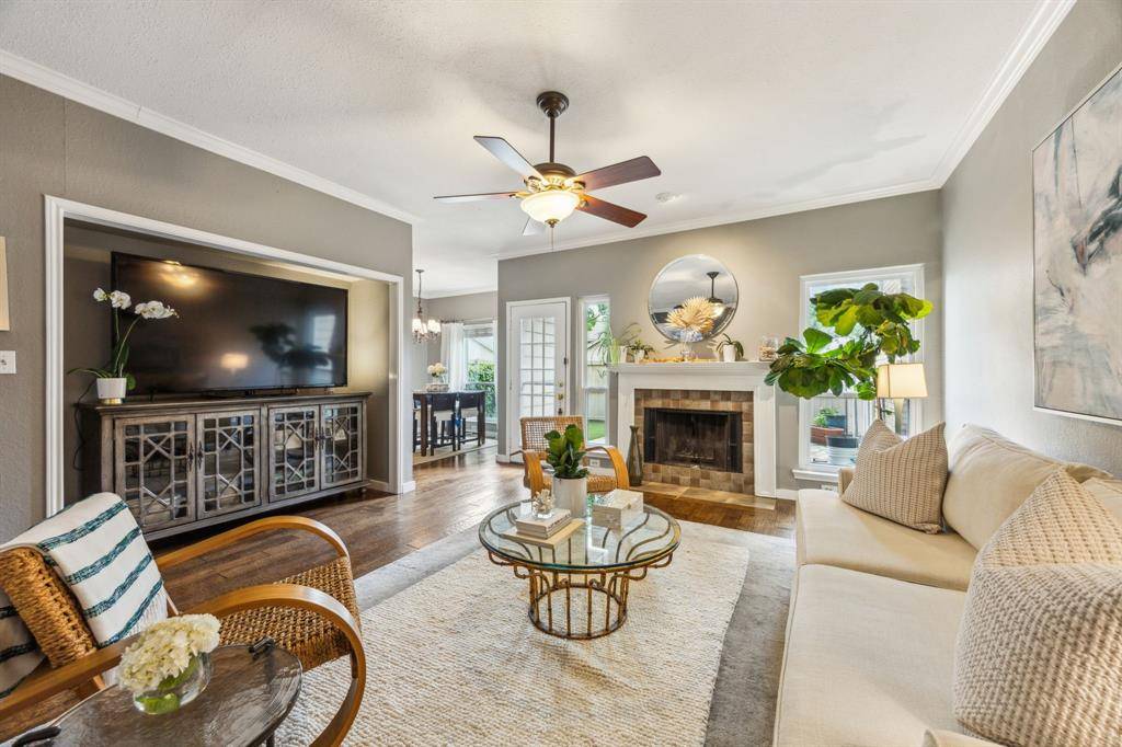8426 Barnaby Street, Dallas, TX 75243