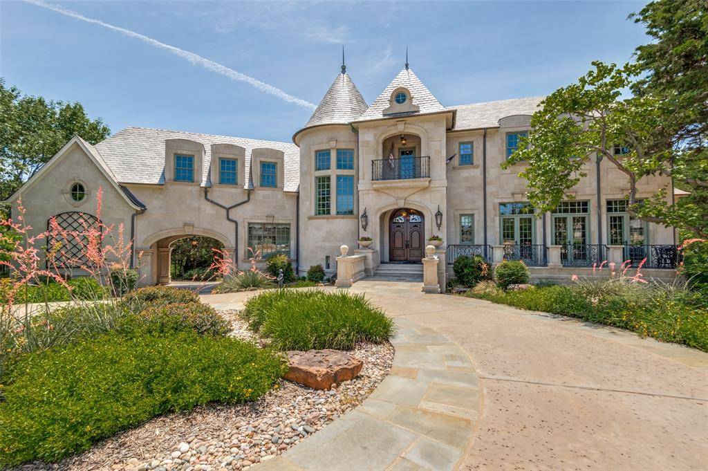 2145 Grand View Court, Cedar Hill, TX 75104