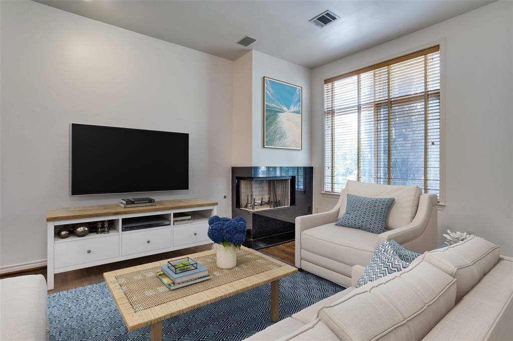 Dallas, TX 75204,3902 Travis Street