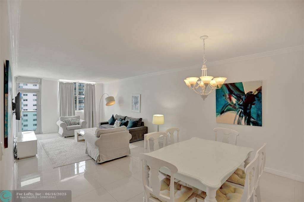 Sunny Isles Beach, FL 33160,19390 Collins Ave  #1114