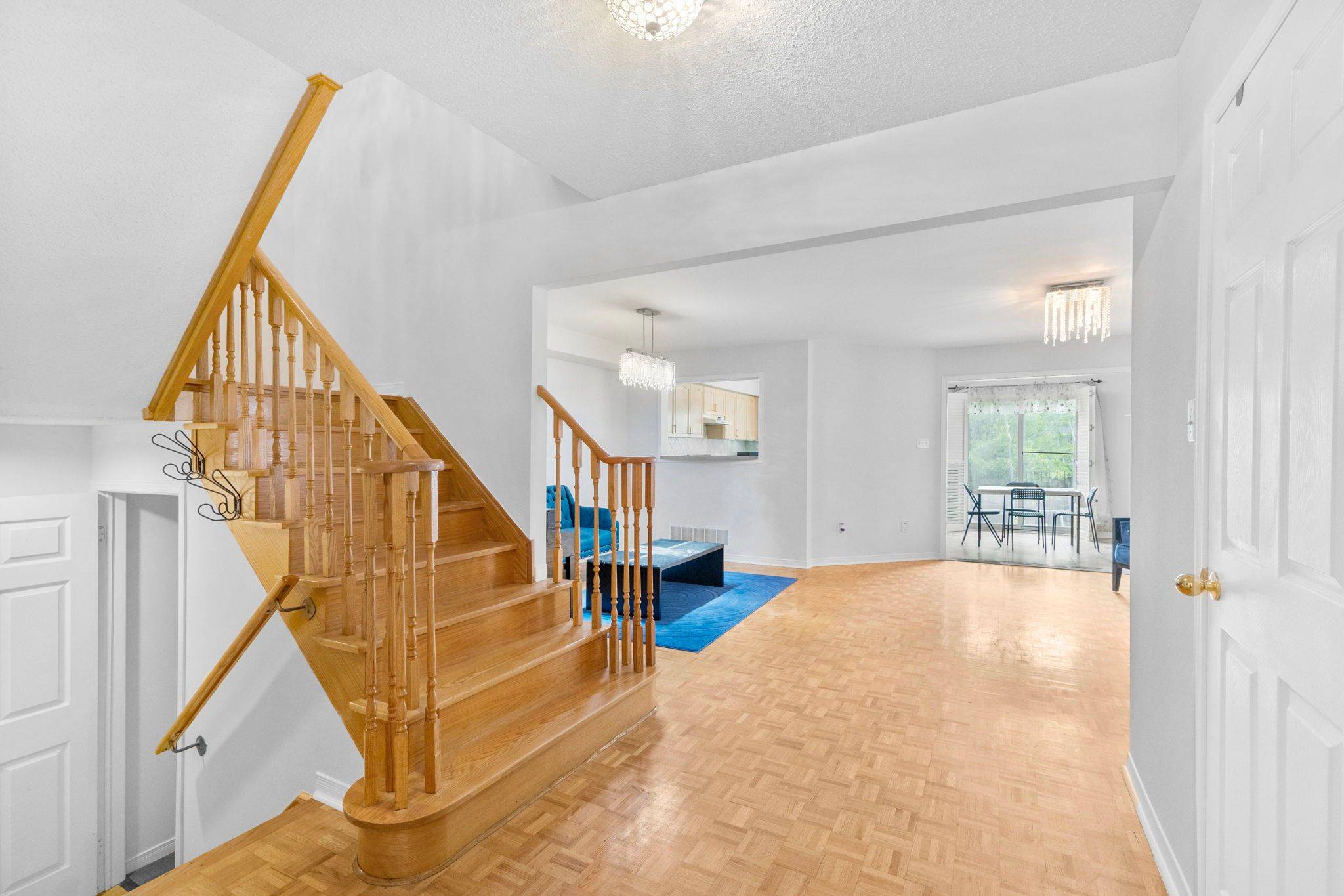 Richmond Hill, ON L4S 1V7,10 Breezeway CRES