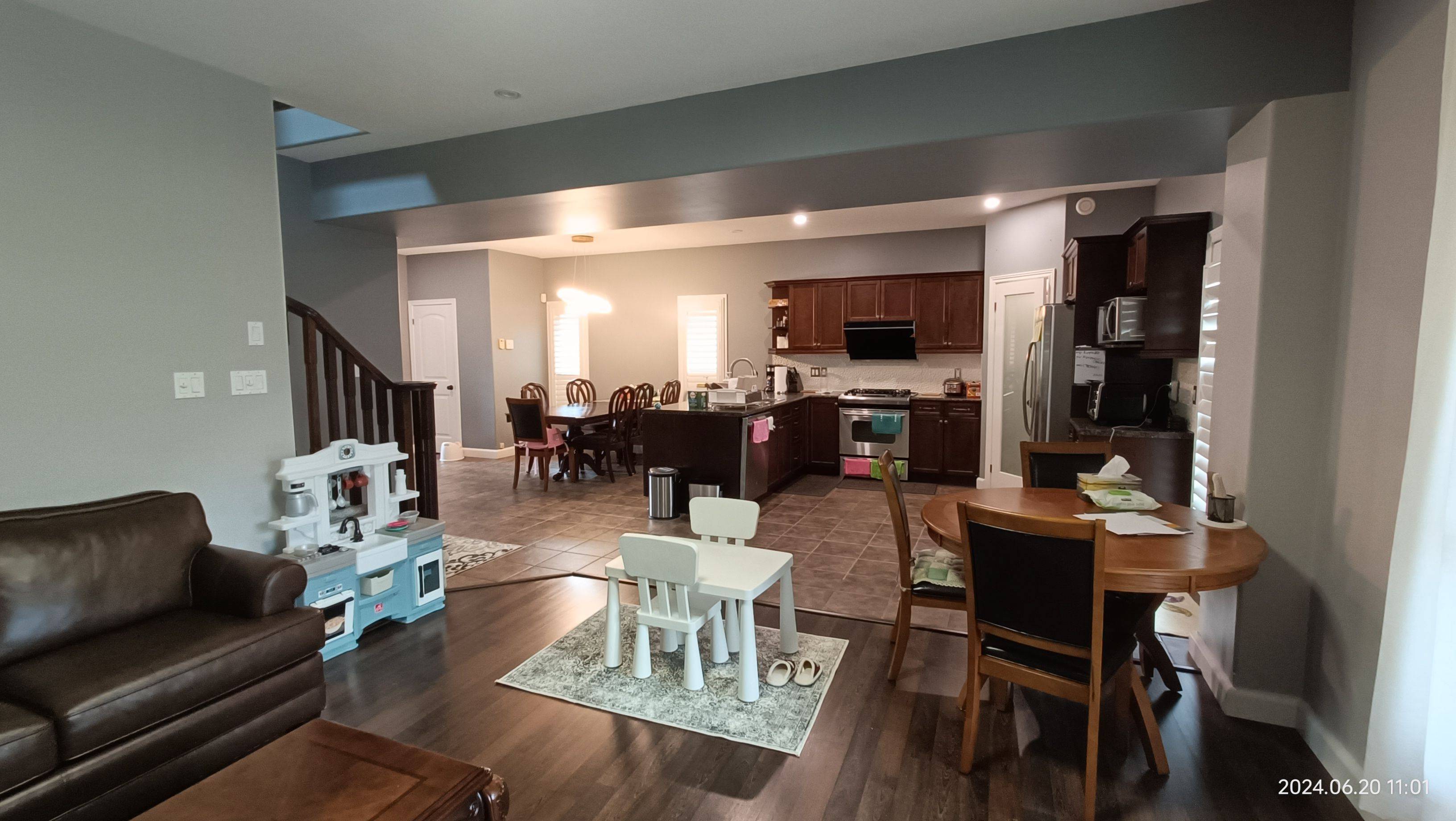 Collingwood, ON L9Y 0E2,330 Holden ST