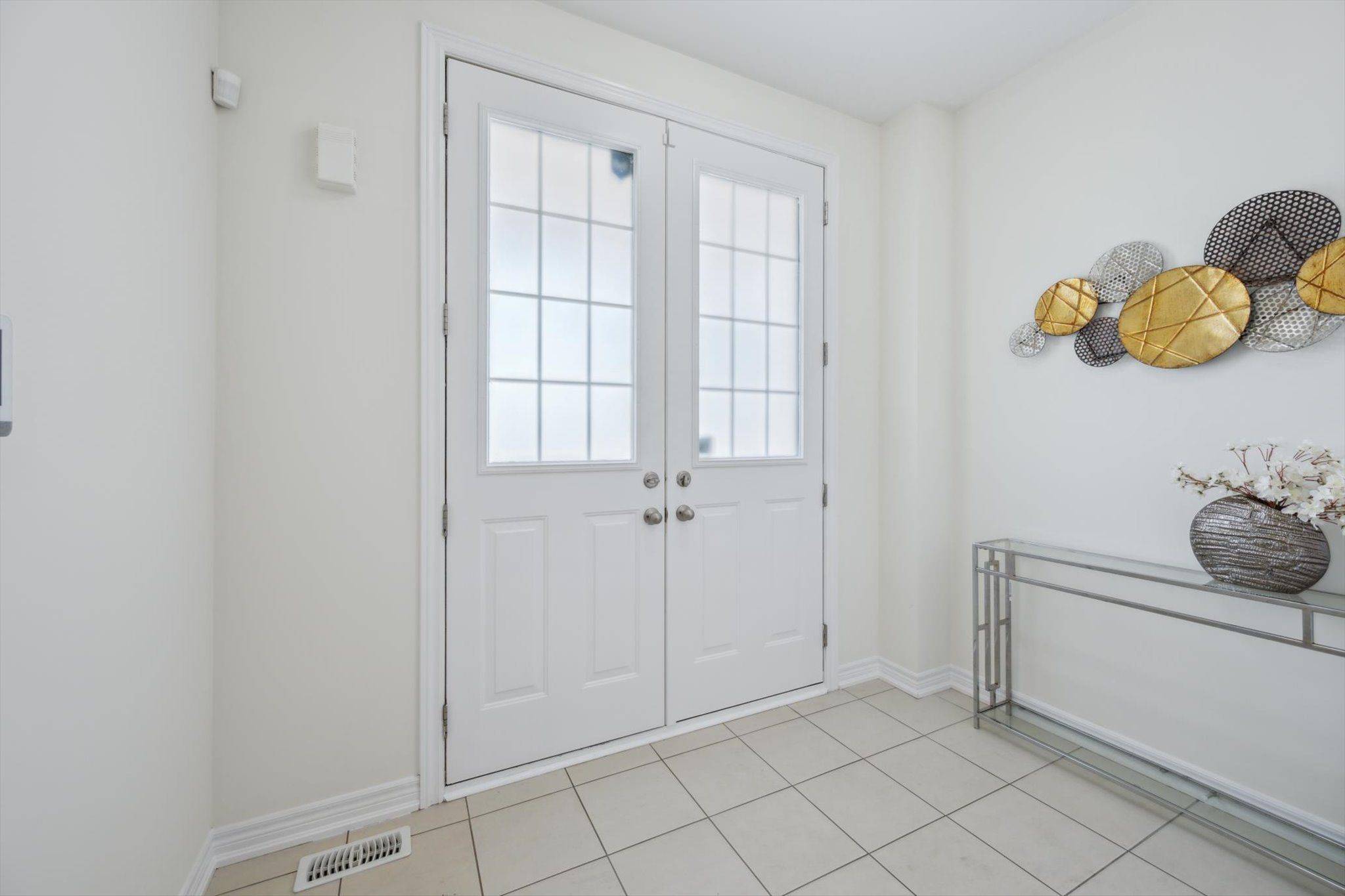 Brampton, ON L7A 5A3,46 Benhurst CRES