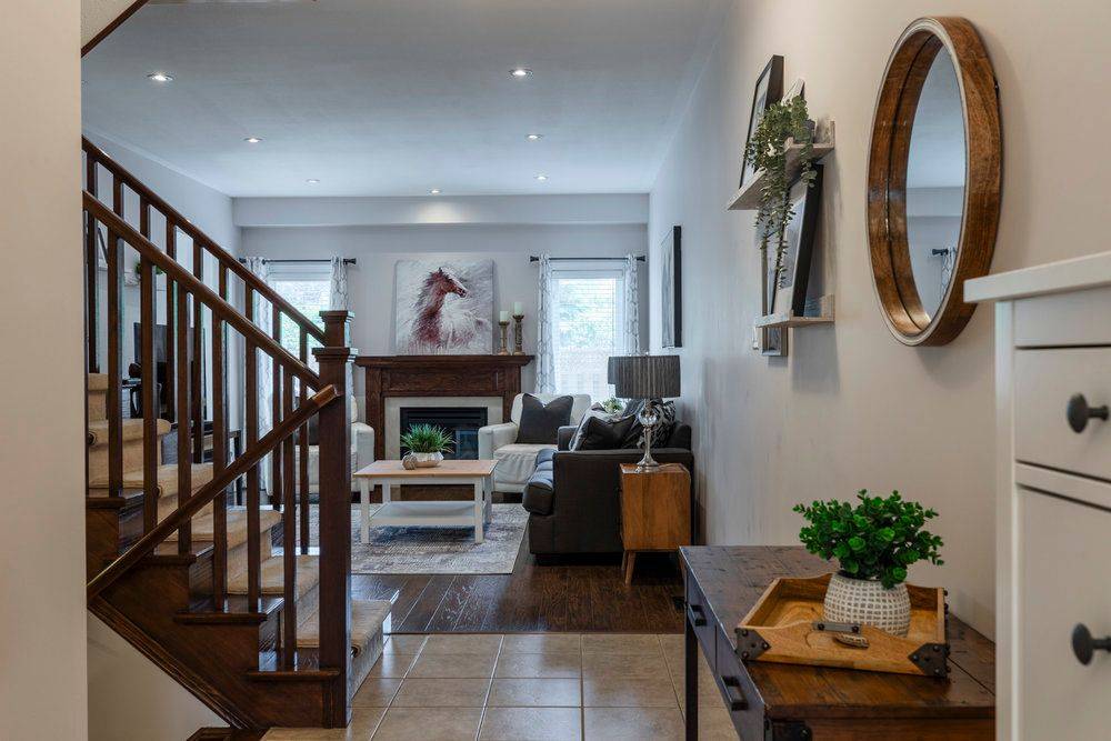 Hamilton, ON L9K 0B1,441 Stonehenge DR #29