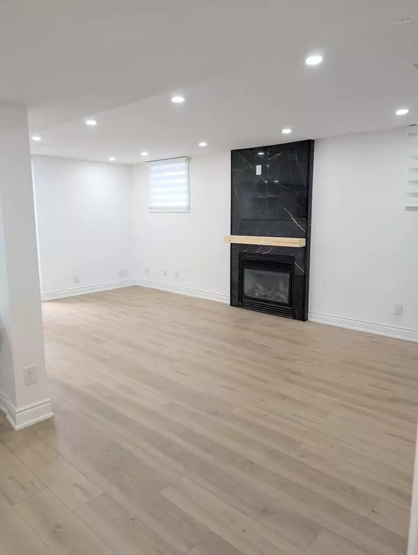 5436 Edencroft CRES, Mississauga, ON L5M 4M7