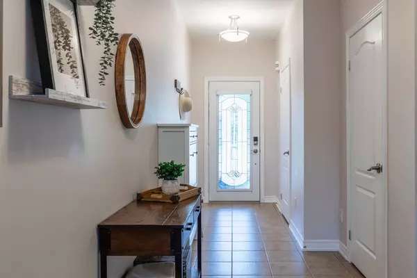 Hamilton, ON L9K 0B1,441 Stonehenge DR #29