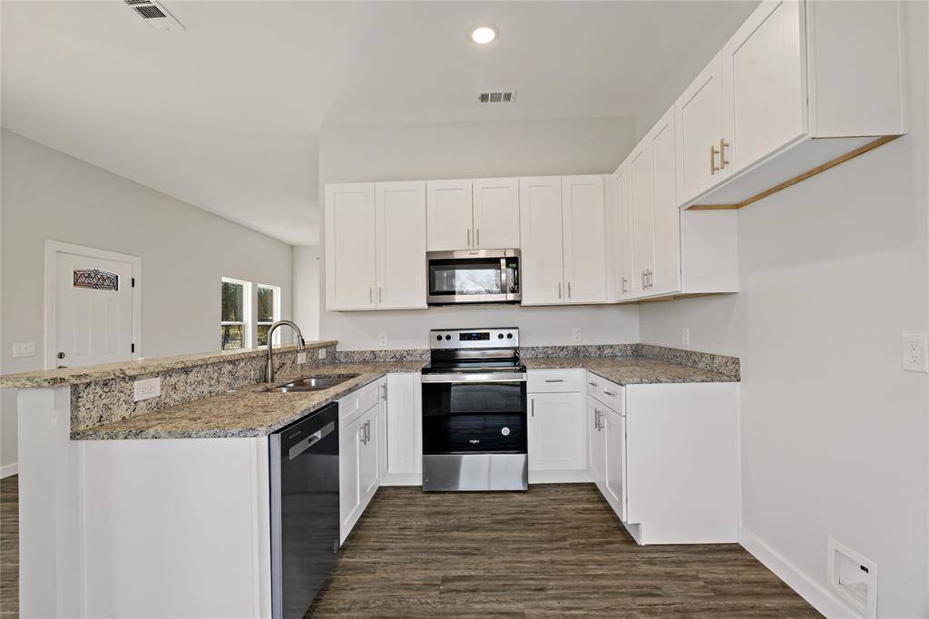 Paris, TX 75460,1411 10th NE