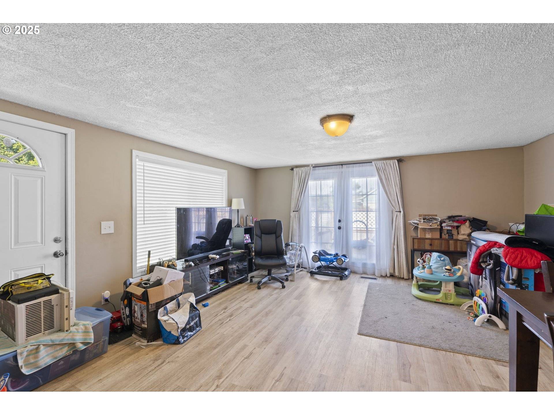 Cottage Grove, OR 97424,1135 BIRCH AVE