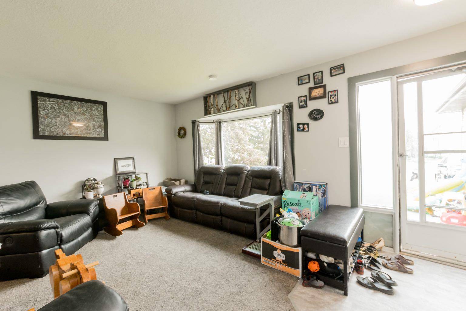 Grande Prairie, AB T8X 1G4,8914 103 AVE