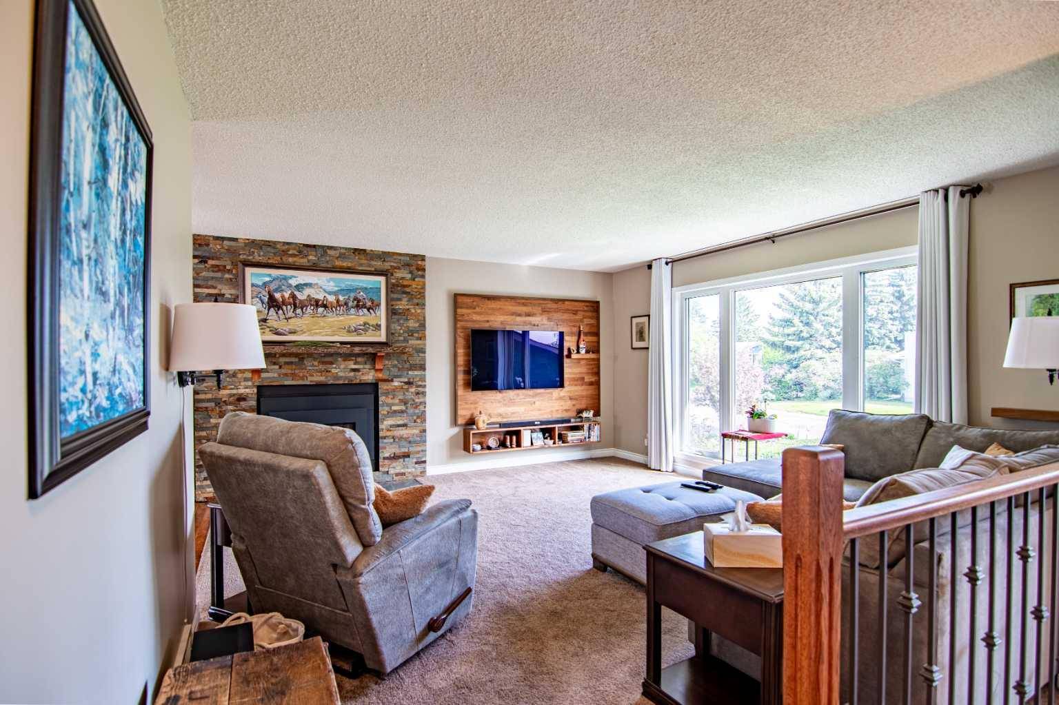Lacombe, AB T4L1R8,42 Westview DR