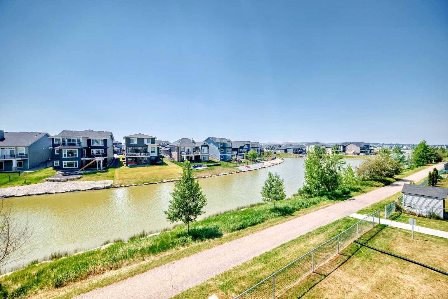 Airdrie, AB T4B 4L3,252 Canals XING Southwest