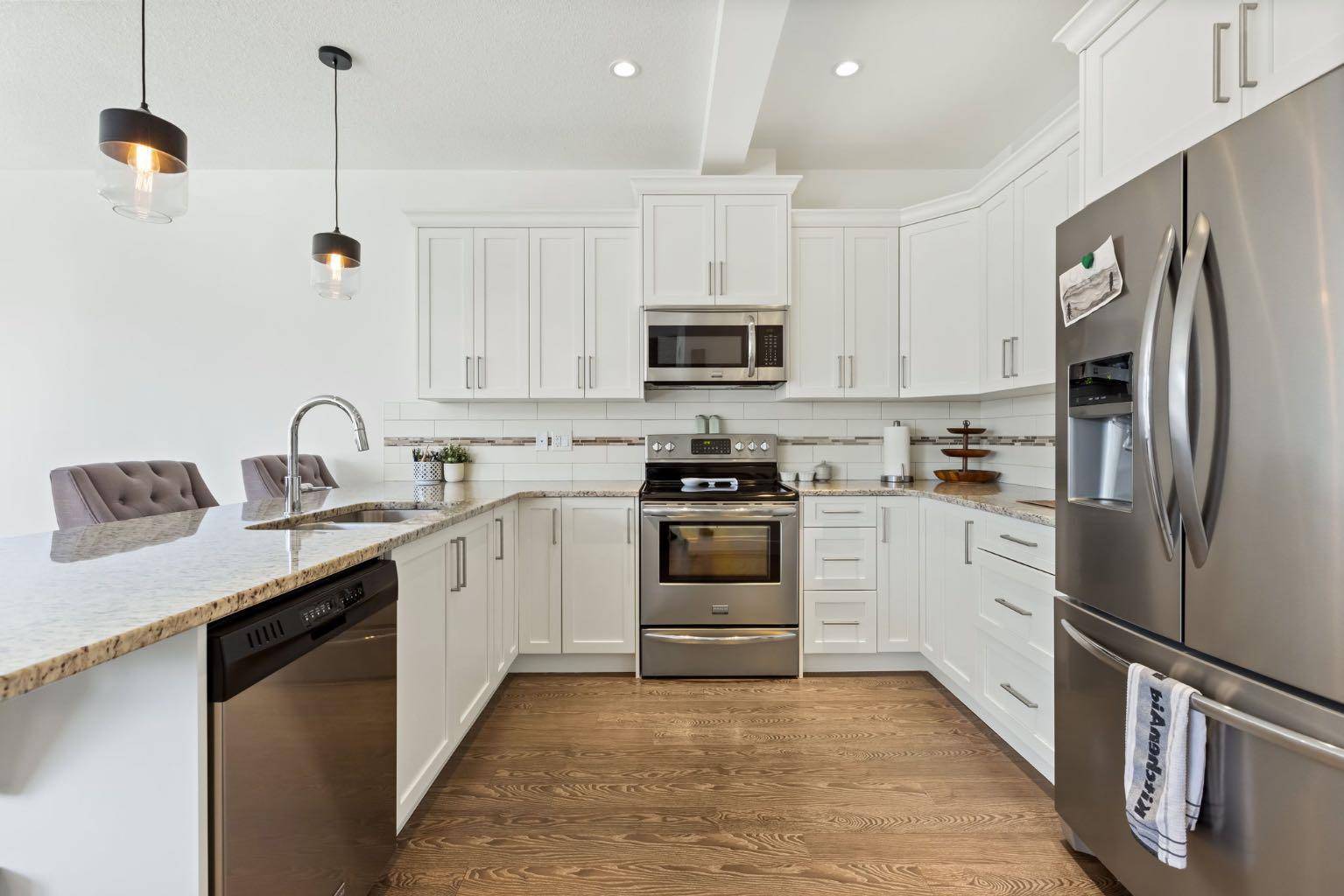 Airdrie, AB T4B 3Y3,110 Coopers Common Southwest #702
