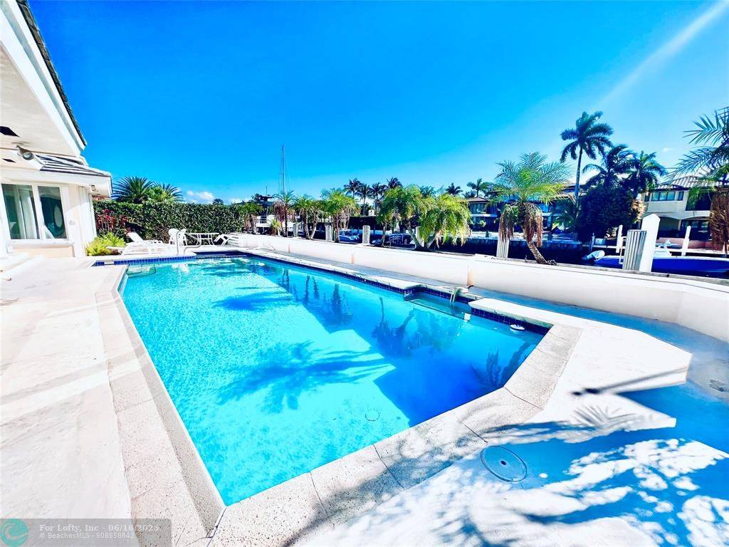 10 Isla Bahia Dr, Fort Lauderdale, FL 33316