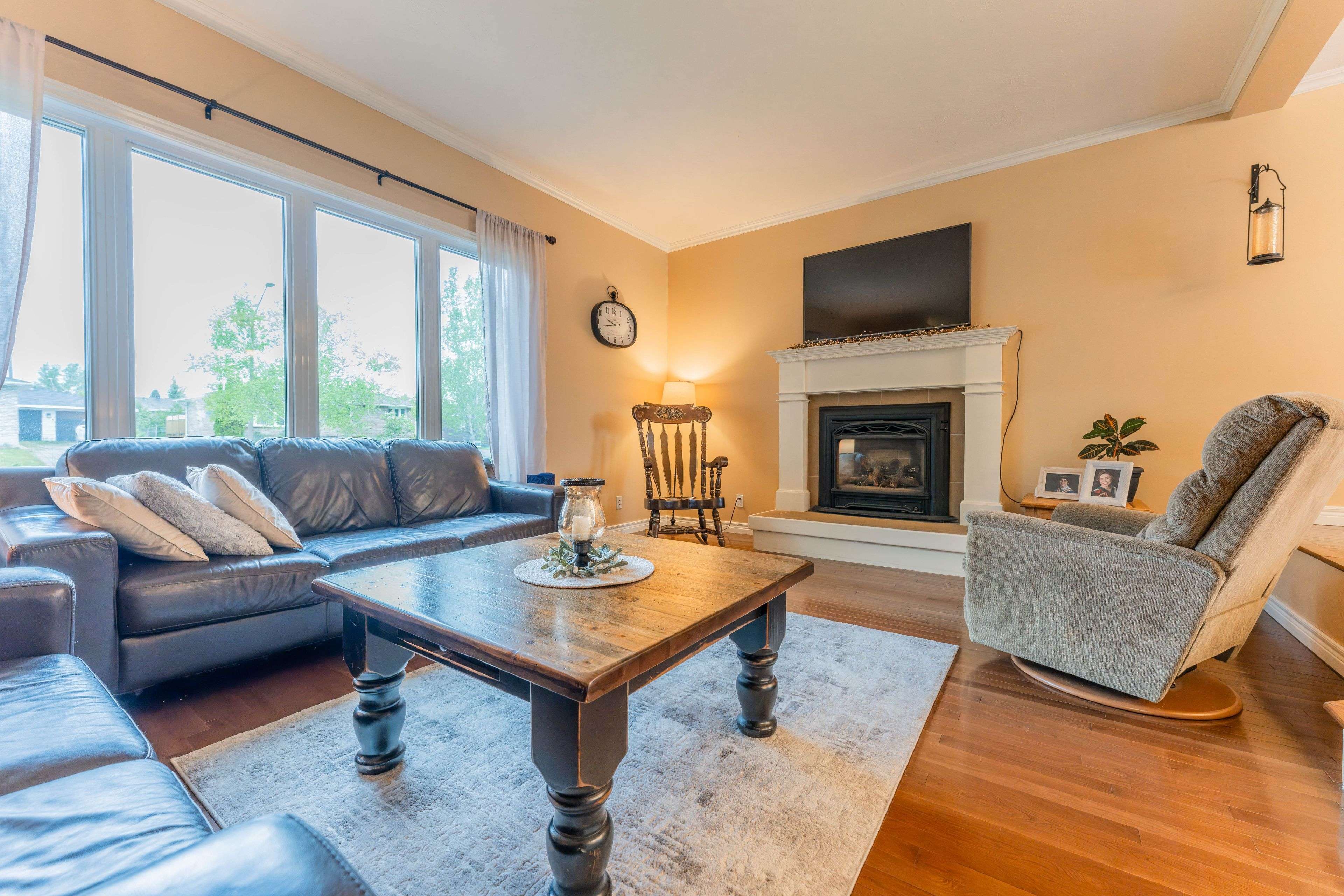 16 Clark ST, Kapuskasing, ON P5N 2Z3