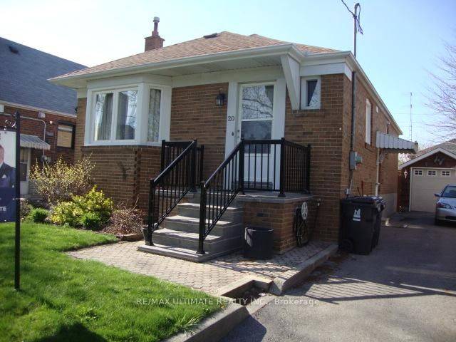 20 Boyd AVE, Toronto W04, ON M9N 2C7