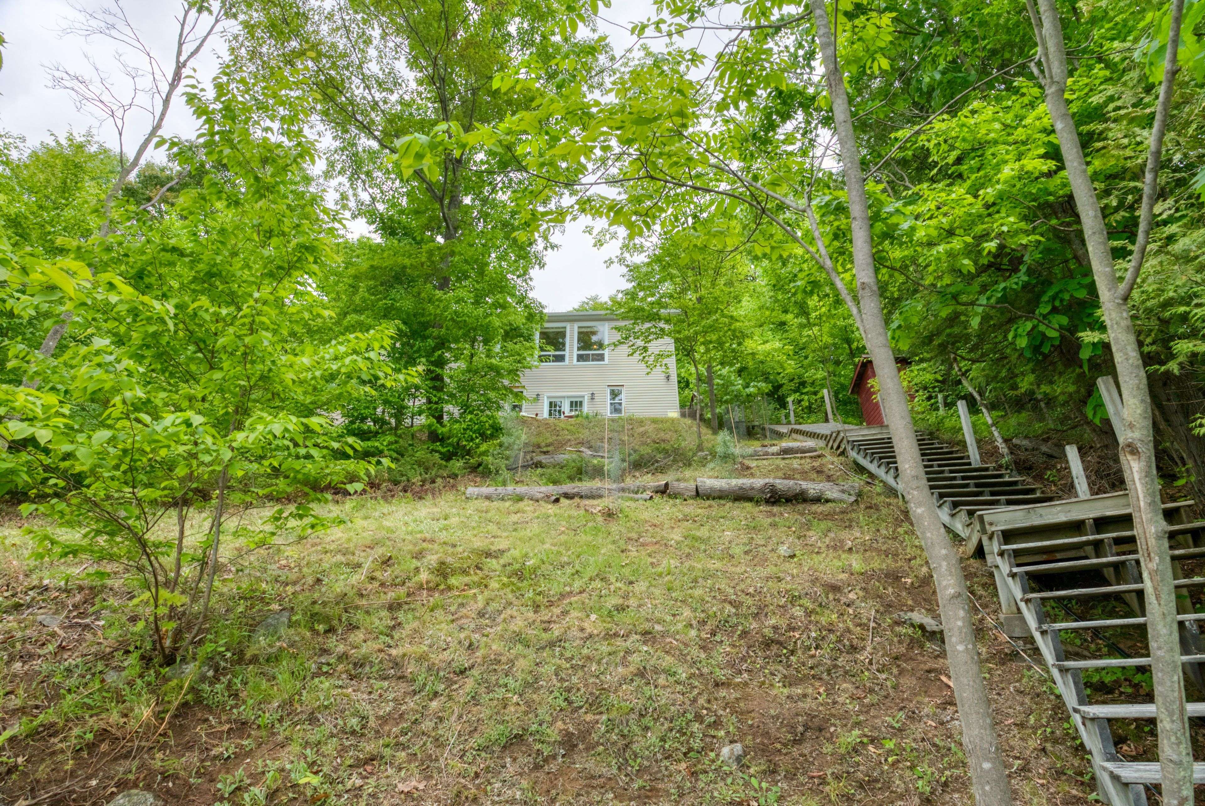 Frontenac, ON K0H 2P0,1076 Valley LN
