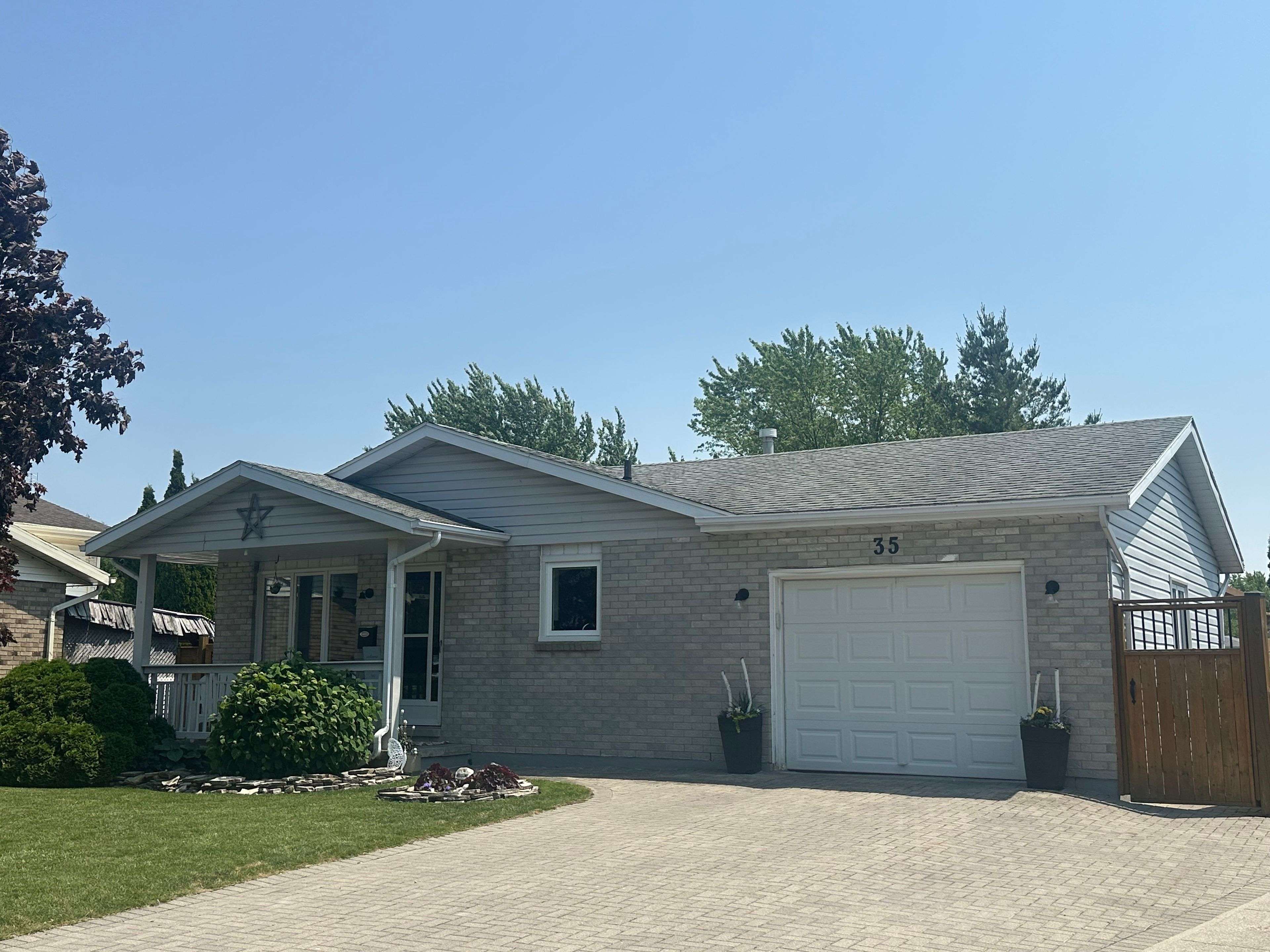Chatham-kent, ON N0P 2L0,35 Athlone RD