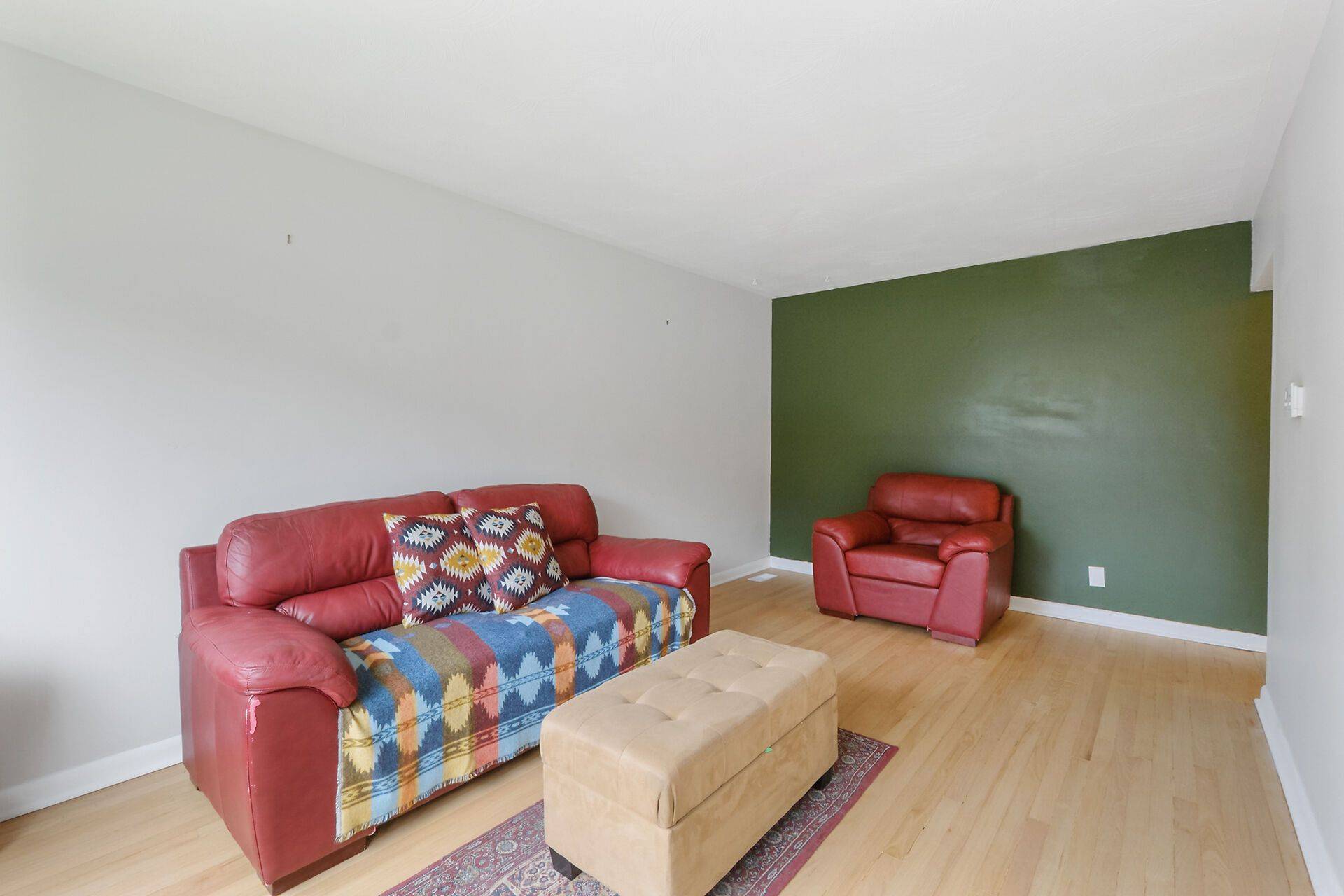 Britannia Heights - Queensway Terrace N And Area, ON K2B 6C9,820 Vick AVE