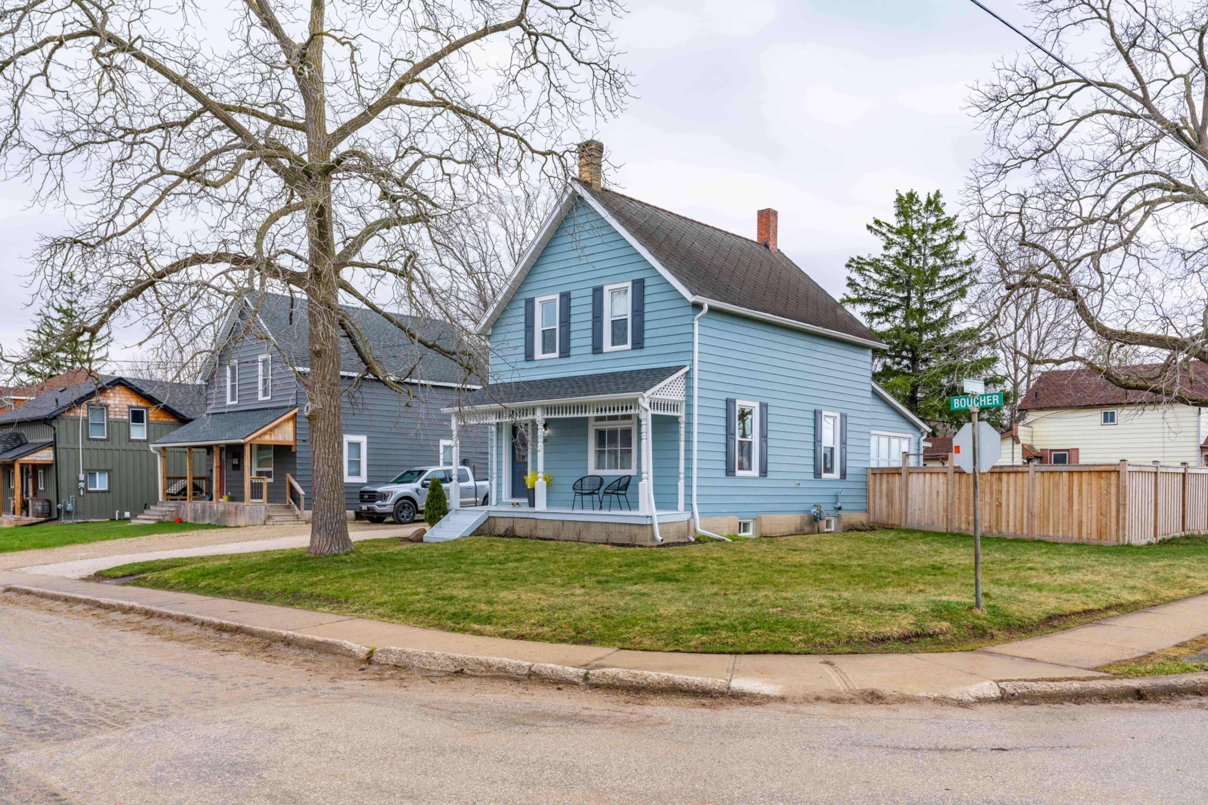 Meaford, ON N4L 1B7,184 BOUCHER ST E