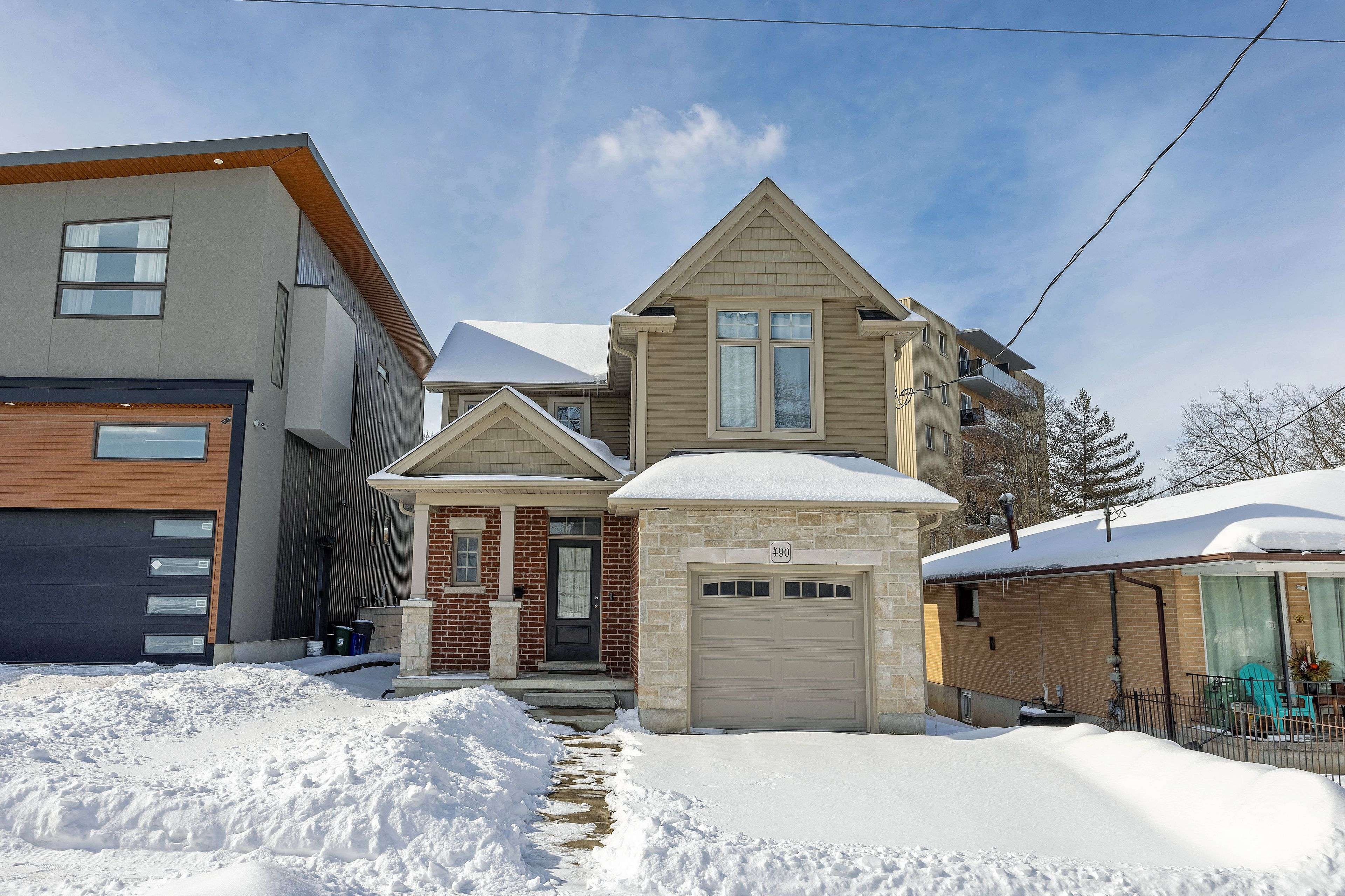 490 Phyllis ST, London South, ON N6J 2Z4