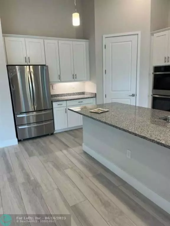 Parkland, FL 33067,7813 Deer Lake Ct